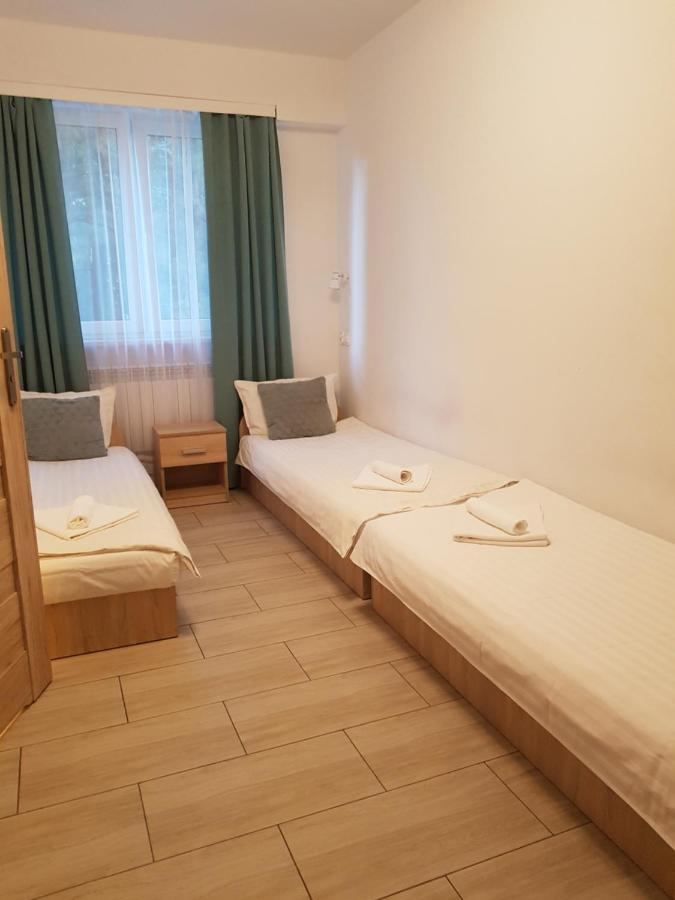 Triple Room Private Bathroom,1173712965:JPEG